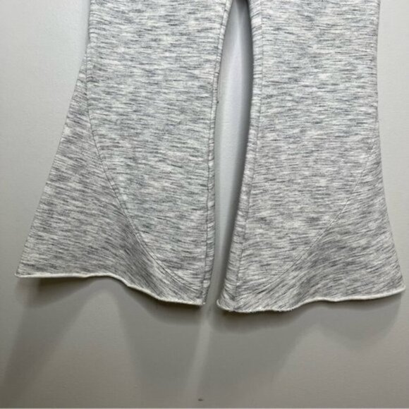 Free People FP Movement Nico Crop Flare Sweatpants Size Small Activewear Yoga - Picture 7 of 12